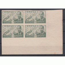 España Sueltos 1941 Edifil 945s ** Mnh Bloque de cuatro con borde de hoja