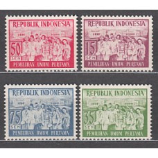 Indonesia - Correo 1955 Yvert 105/8 ** Mnh  Elecciones generales