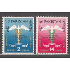 Pakistan - Correo Yvert 119/20 ** Mnh  Colegio médico