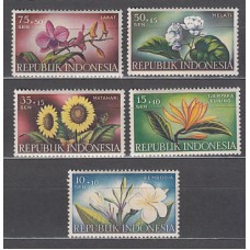 Indonesia - Correo 1957 Yvert 151/5 ** Mnh  Flores