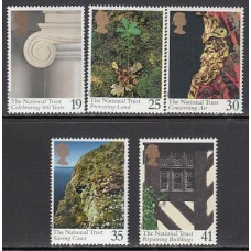 Gran Bretaña - Correo 1995 Yvert 1809/13 ** Mnh Monumentos