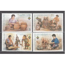 Tailandia - Correo Yvert 2067/70 ** Mnh  Artesania