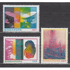 Singapur - Correo Yvert 228/30 ** Mnh  Ciencia e industria