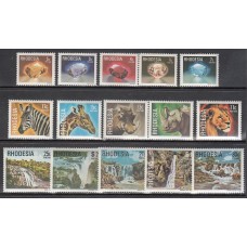 Rodesia del Sur - Correo Yvert 300/14 ** Mnh  Minerales. Fauna