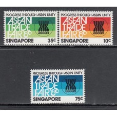 Singapur - Correo Yvert 358/60 ** Mnh