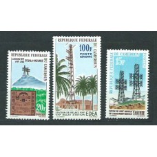 Camerun - Correo Yvert 367/8+A.58 ** Mnh