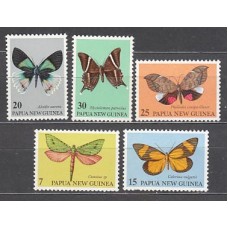 Papua y Nueva Guinea - Correo Yvert 371/5 ** Mnh Fauna. Mariposas