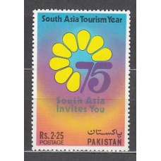 Pakistan - Correo Yvert 374 ** Mnh  Año del turismo