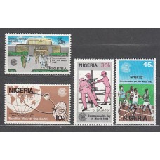 Nigeria - Correo Yvert 418/21 ** Mnh