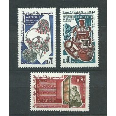 Argelia - Correo Yvert 418/20 ** Mnh  Artesania