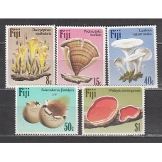 Fidji - Correo Yvert 493/7 ** Mnh Flora. Setas