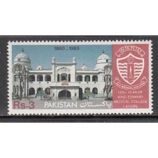 Pakistan - Correo Yvert 636A ** Mnh  Colegio médico