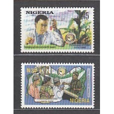 Nigeria - Correo Yvert 657/8 ** Mnh