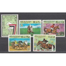 Libia - Correo 1977 Yvert 658/62 ** Mnh  Deportes hípica