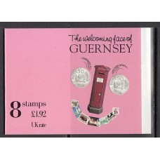 Guernsey - Correo 1995 Yvert 671 Carnet ** Mnh Fauna y frutos