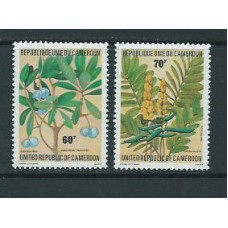 Camerun - Correo Yvert 679/80 ** Mnh  Flora