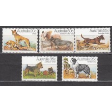 Australia - Correo 1980 Yvert 689/93 ** Mnh Fauna. Perros