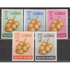 Maldives - Correo Yvert 69/73 * Mh Frutos