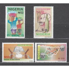Nigeria - Correo Yvert 761/4 ** Mnh