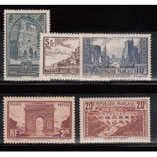 Francia - Correo 1929 Yvert 258/62 * Mh  Monumentos