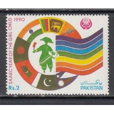 Pakistan - Correo Yvert 785 ** Mnh  Banderas