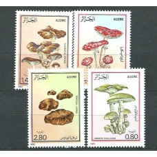 Argelia - Correo Yvert 787/90 ** Mnh  Setas