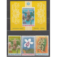 Indonesia - Correo 1977 Yvert 806/8+Hb 23 ** Mnh  Flores