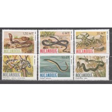 Mozambique - Correo Yvert 862/7 ** Mnh  Faima serpientes