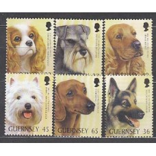Guernsey - Correo 2001 Yvert 894/9 ** Mnh Fauna perros