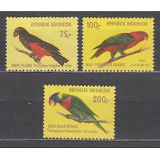 Indonesia - Correo 1980 Yvert 895/7 ** Mnh  Fauna aves