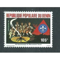 Benin - Aereo Yvert 303 ** Mnh  Scoutismo