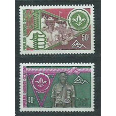 Gabon - Correo Yvert 344/5 ** Mnh  Scoutismo