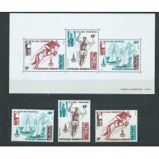 Gabon - Correo Yvert 415/7+Hb 32 ** Mnh  Deportes