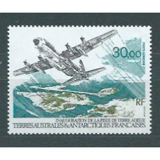 Tierras Australes - Aereo Yvert 128 ** Mnh Avión