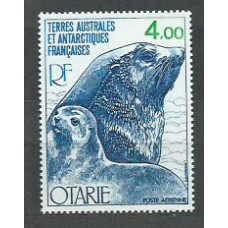 Tierras Australes - Aereo Yvert 54 ** Mnh Fauna. Focas