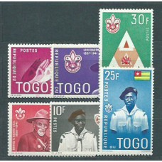 Togo - Correo Yvert 334/9 ** Mnh  Scoutismo