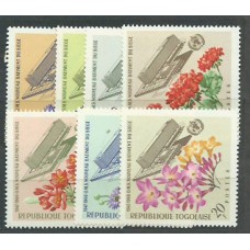 Togo - Correo Yvert 490/4+A 55/6 ** Mnh  Flores