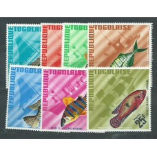 Togo - Correo Yvert 515/9+A 63/4 ** Mnh  Fauna peces