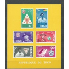 Togo - Hojas Yvert 5 ** Mnh  Scoutismo