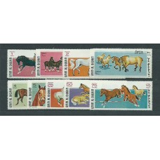 Arabia Sud Este (Um Al Quiwain) - Correo Yvert 83+Av 21 ** Mnh Fauna caballos