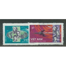 Vietnam del Norte - Correo Yvert 417/8 ** Mnh  Astro