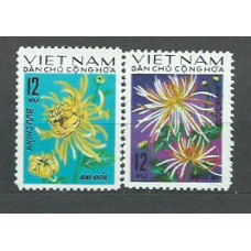 Vietnam del Norte - Correo Yvert 826/7 ** Mnh   Flores