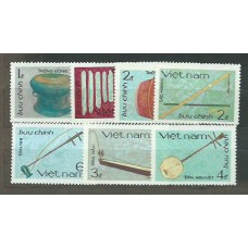 Vietnam Rep. Socialista - Correo 1985 Yvert 637/43 ** Mnh  Instrumentos musicales