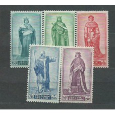 Belgica - Correo 1947 Yvert 751/5 * Mh Personajes