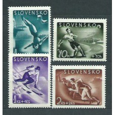 Eslovaquia - Correo 1944 Yvert 108/11 * Mh Deportes