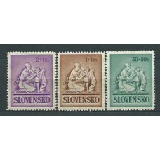 Eslovaquia - Correo 1941 Yvert 61/3 * Mh