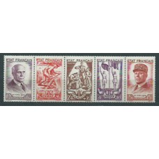 Francia - Correo 1943 Yvert 580A * Mh  Personajes