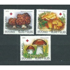 Finlandia - Correo 1974 Yvert 717/9 ** Mnh Cruz roja