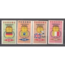 Panama - Aereo Yvert 392/5 * Mnh  Deportes, fútbol, banderas