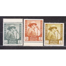 Nepal - Correo Yvert 162/4 ** Mnh  Rey Mahendra